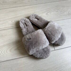 BRAND NEW UGG SLIPPERS